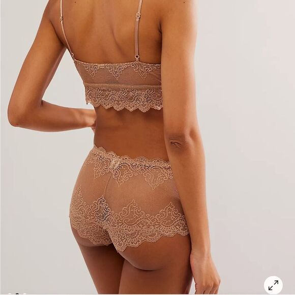 Free People So Fine Lace Boy Short Biscuit Neutral Size Small - Picture 2 of 7